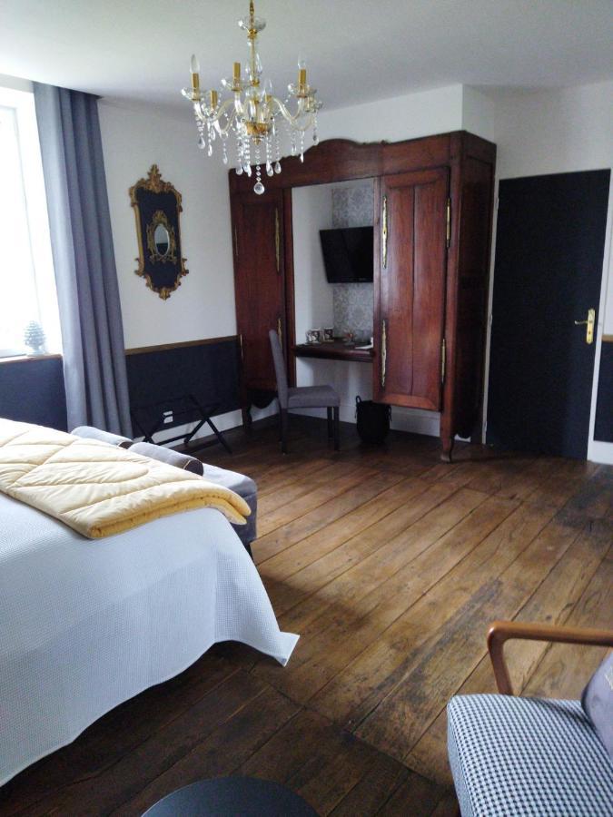 La Menardiere "Tranquilitatis" Chambre Double Petit Dejeuner Compris Corseul Bagian luar foto